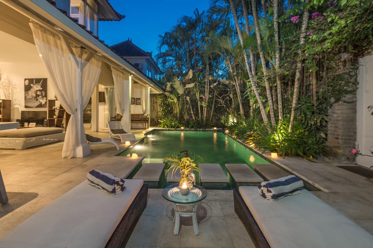Villa Tangra Seminyak Esterno foto